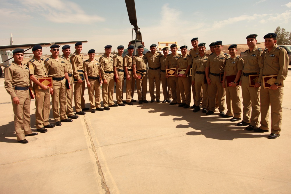 Iraqi airmen earn wings