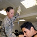 Iraqi soldiers learn about IV's