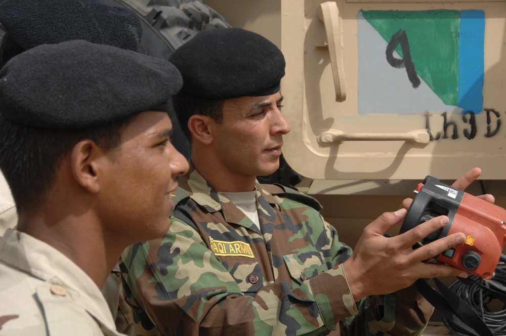 Iraq Land Armor Vehicle training