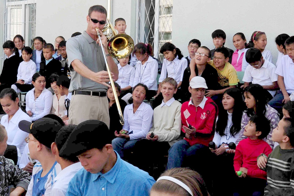 Playing the Crowd