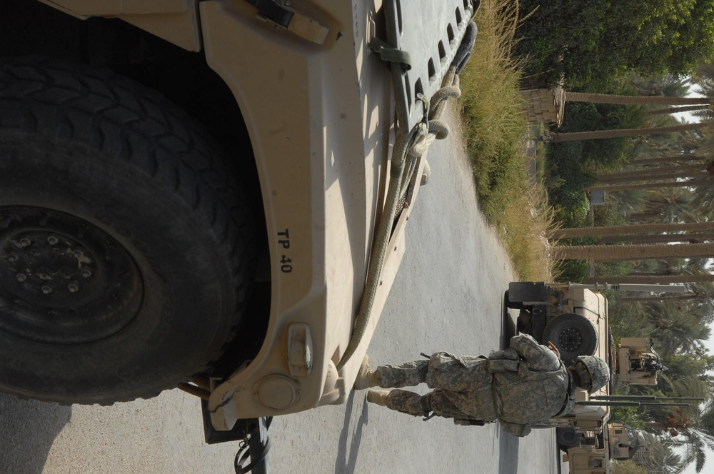 Iraqi nationals apply for micro grants