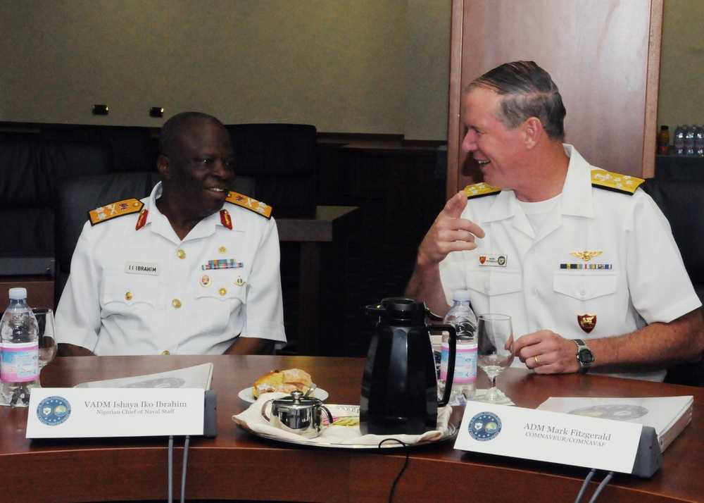 Nigerian Chief of Naval Staff visits Naples