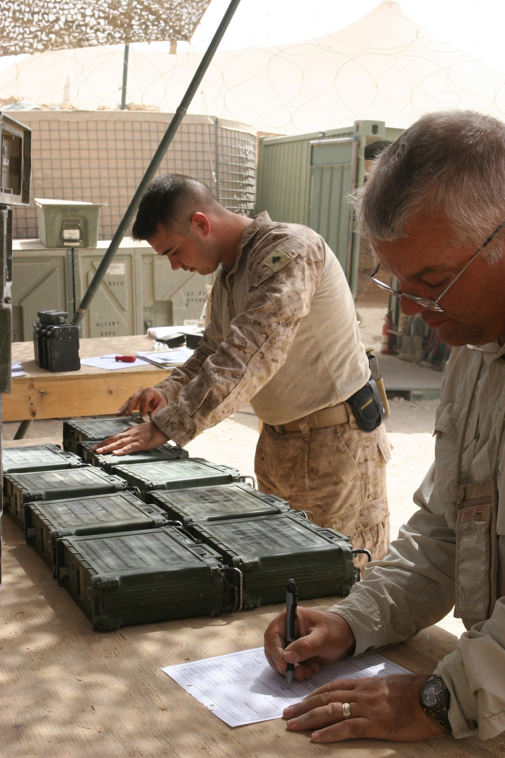 Marines Continue Responsible Drawdown in Al Anbar Province