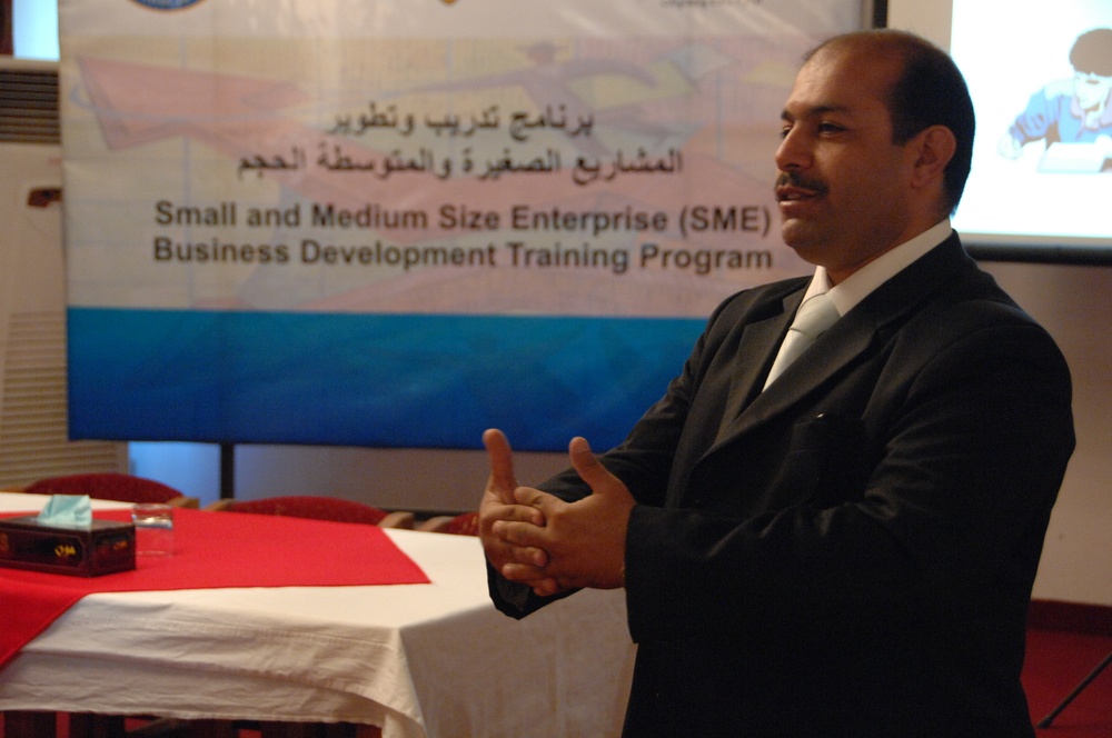 Iraqis participate in business training