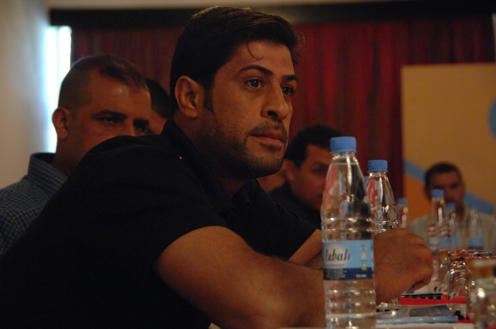 Iraqis participate in business training