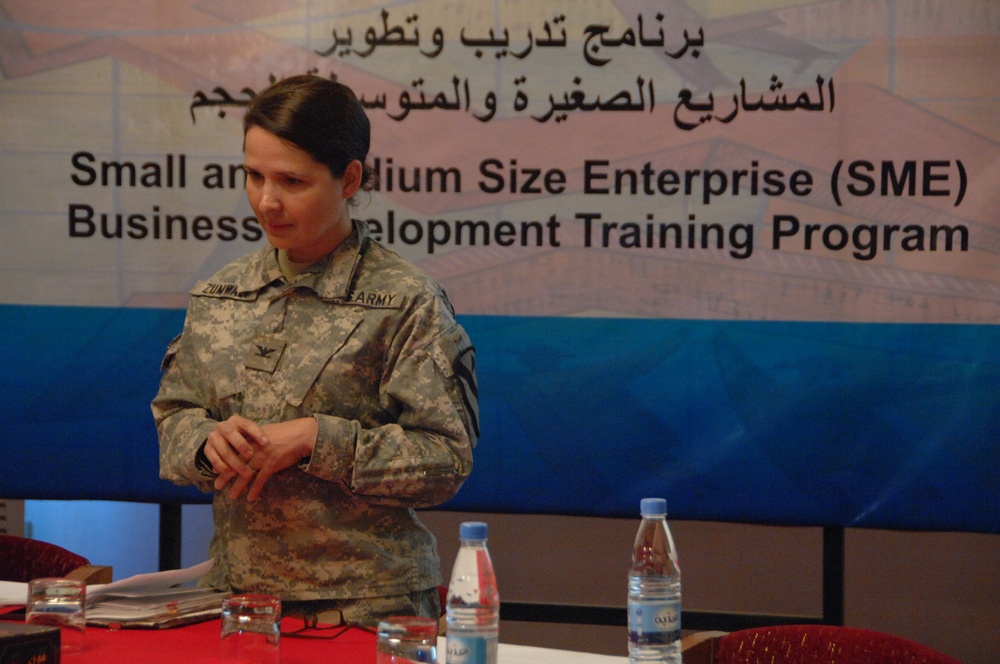 Iraqis participate in business training