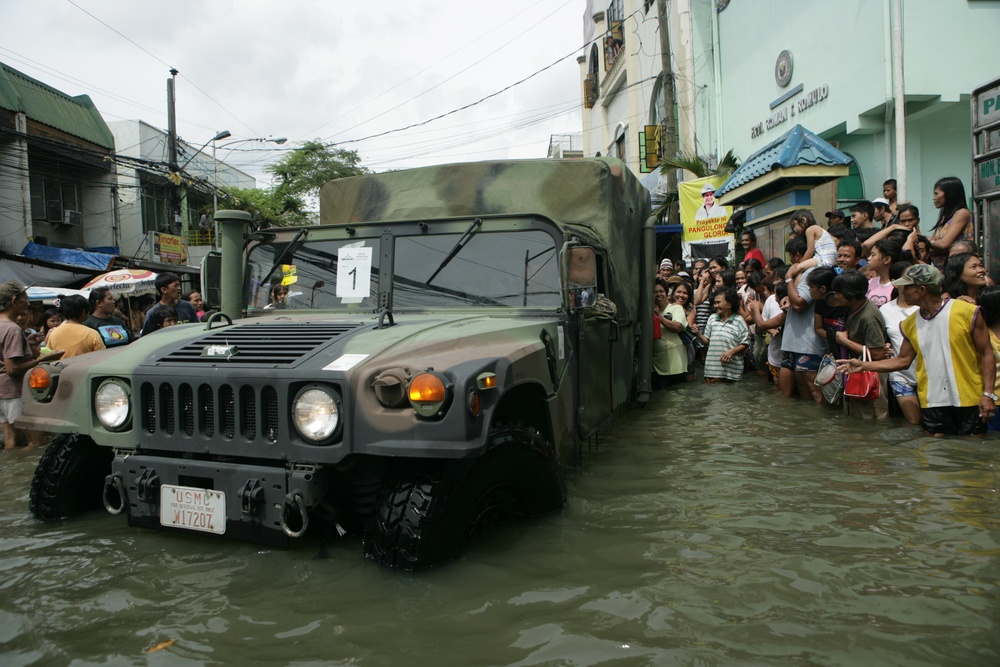 Philippines receives aid