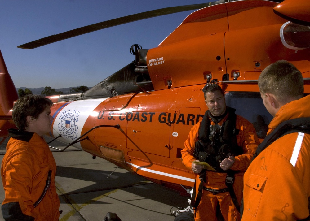 Blue Angels Fly With Coast Guard