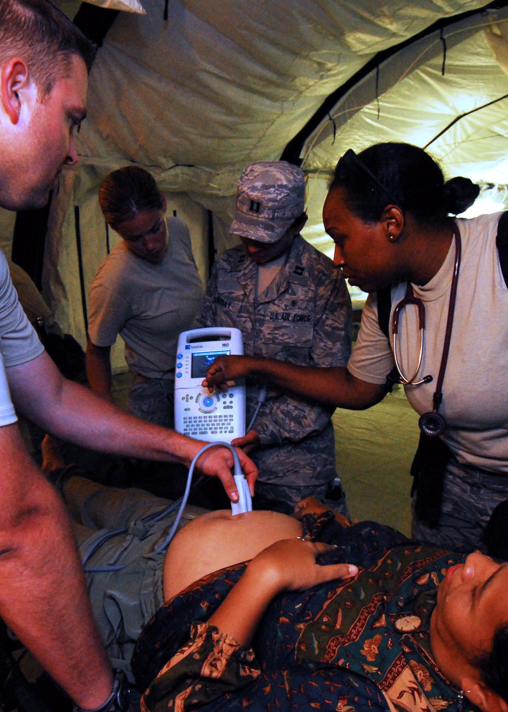 Humanitarian Assistance Rapid Response Team arrives in Indonesia