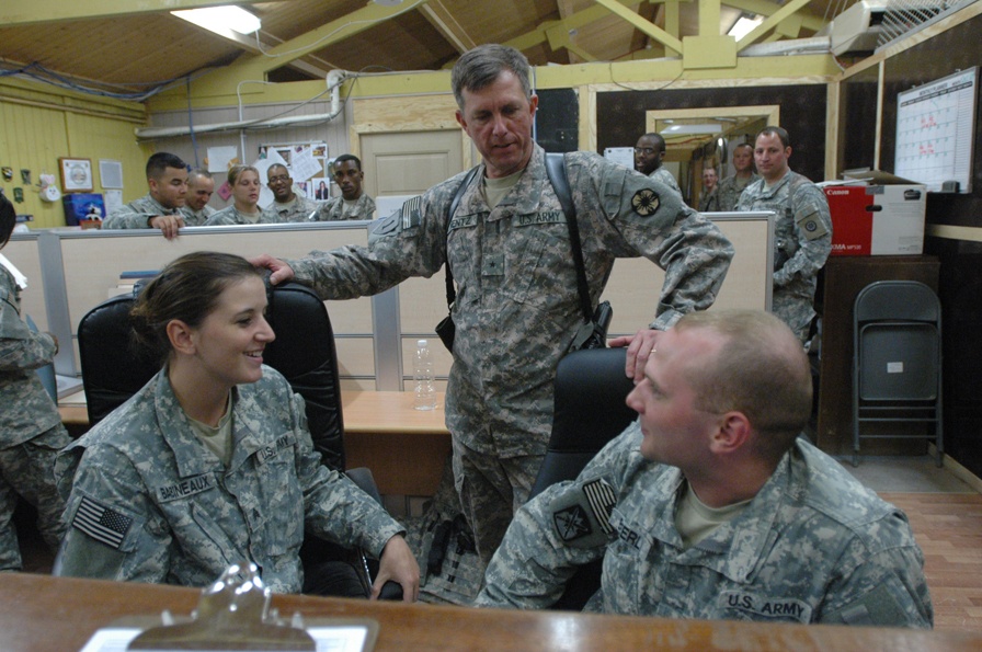 13th ESC commanding general visits troops in Multi-National Division-South