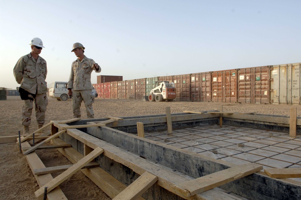 NMCB-74 Det KAF Builds SWA Hut