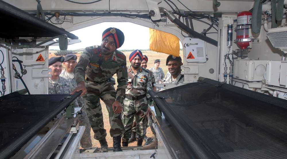 Hawaii Strykers Roll Into India for Exercise Yudh Abhyas 09