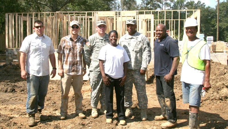 Soldiers Help Give Local Family the American Dream