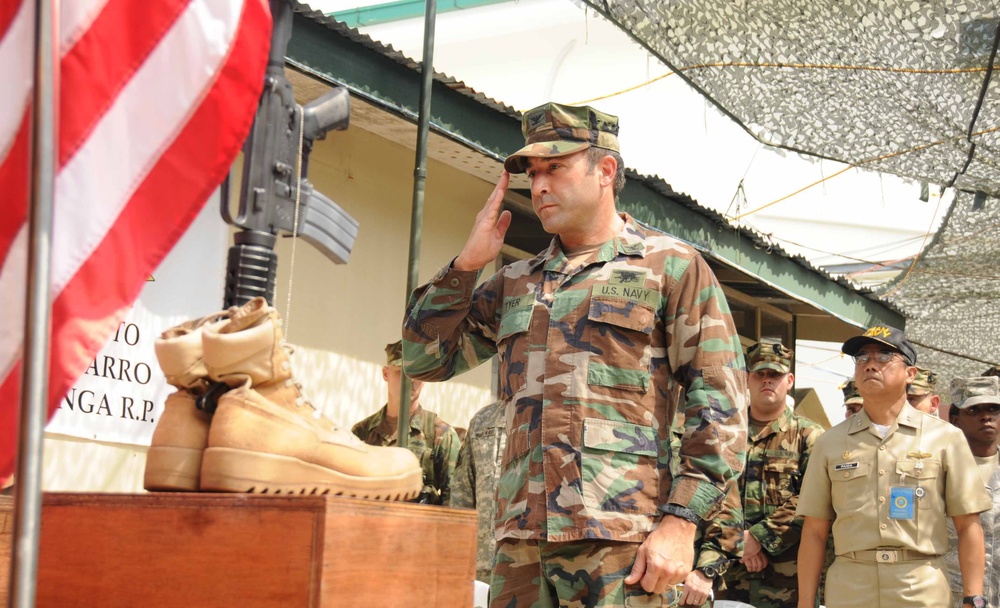 Task Force Members Honor Fallen Soldiers during memorial ceremony