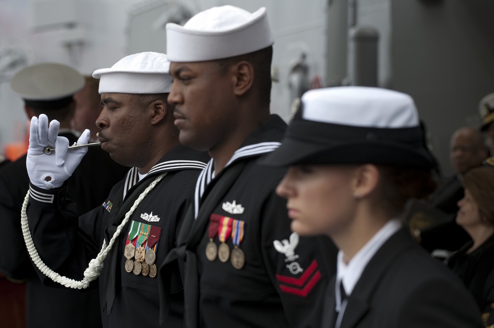 USS Wayne E. Meyer commissioned