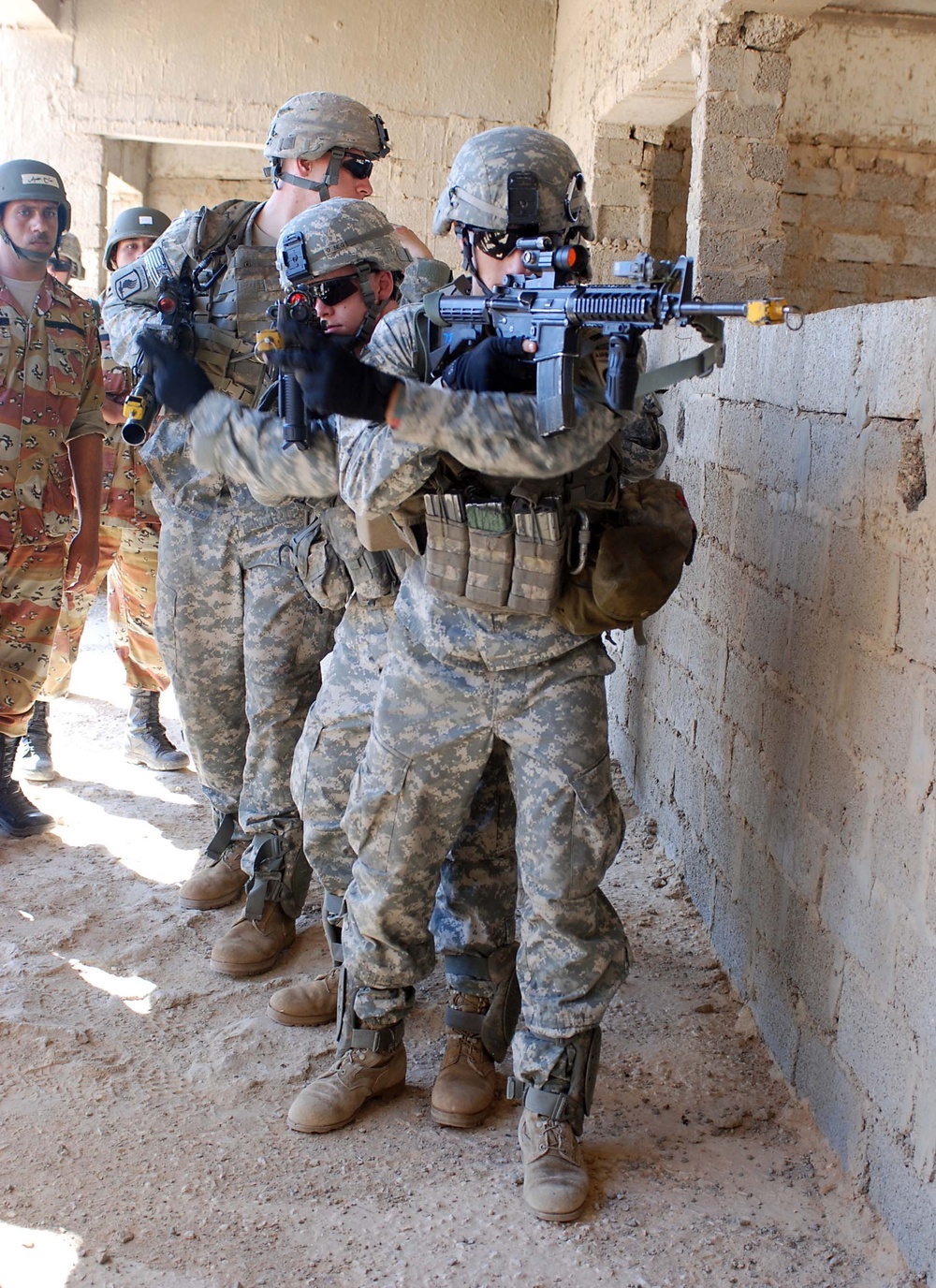 82nd Airborne Division helps train troops coalition forces in Egypt
