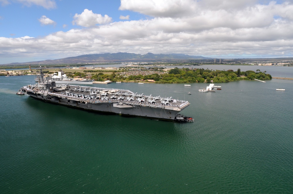 USS Ronald Reagan Port Visit