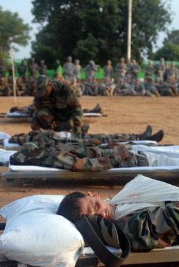 Indian and US Soldiers Find Similarity in the Classroom