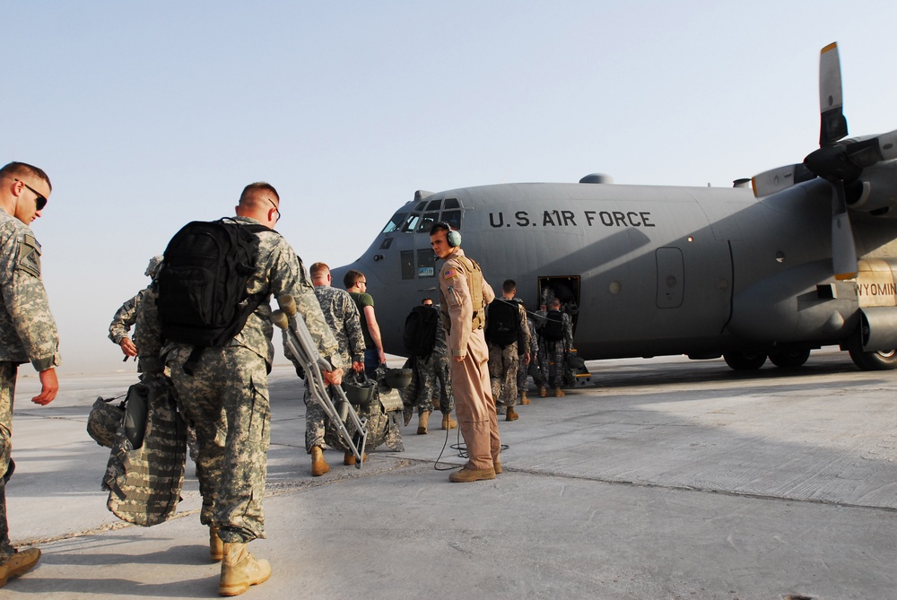 Service members return to Iraq for Operation Proper Exit