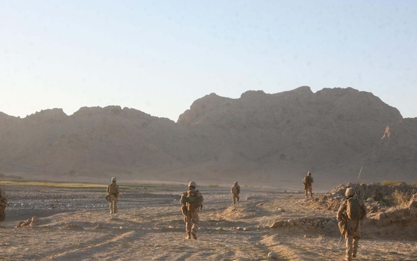 Marines clear Taliban from Buji Bhast Pass