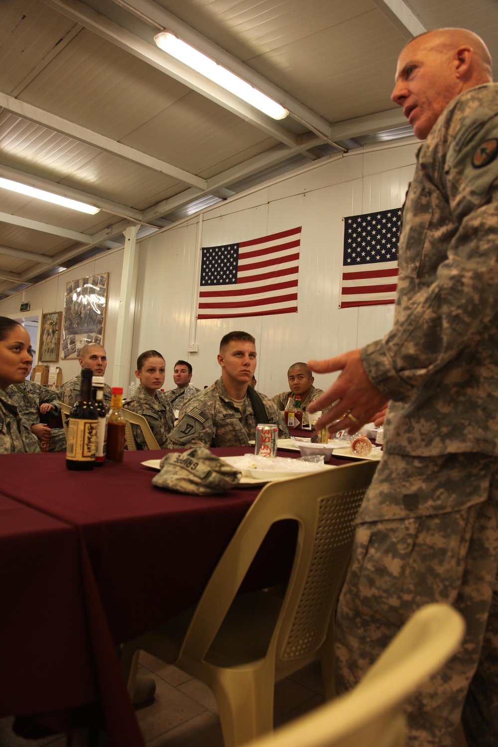 Command sergeant major visits Camp Ramadi