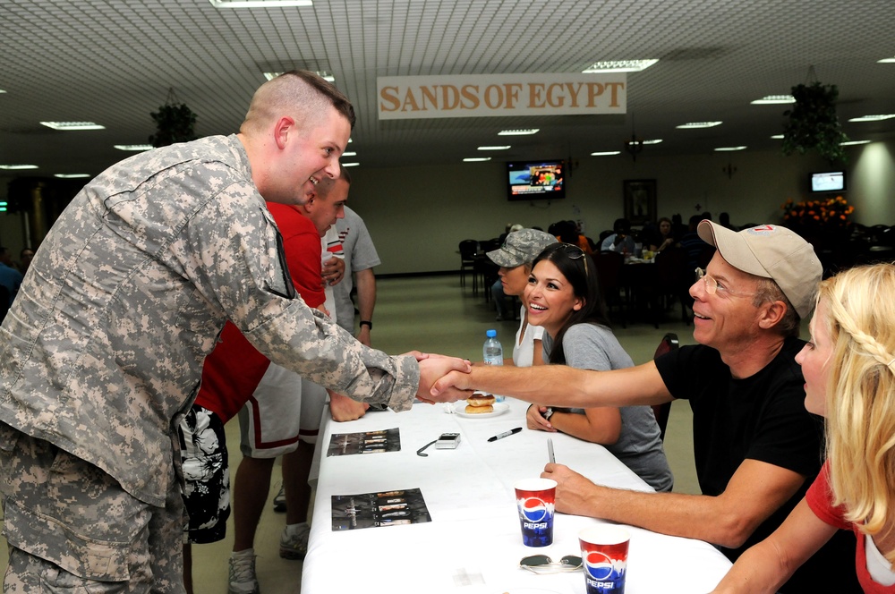 Celebrities Show Appreciation for Deployed Servicemembers