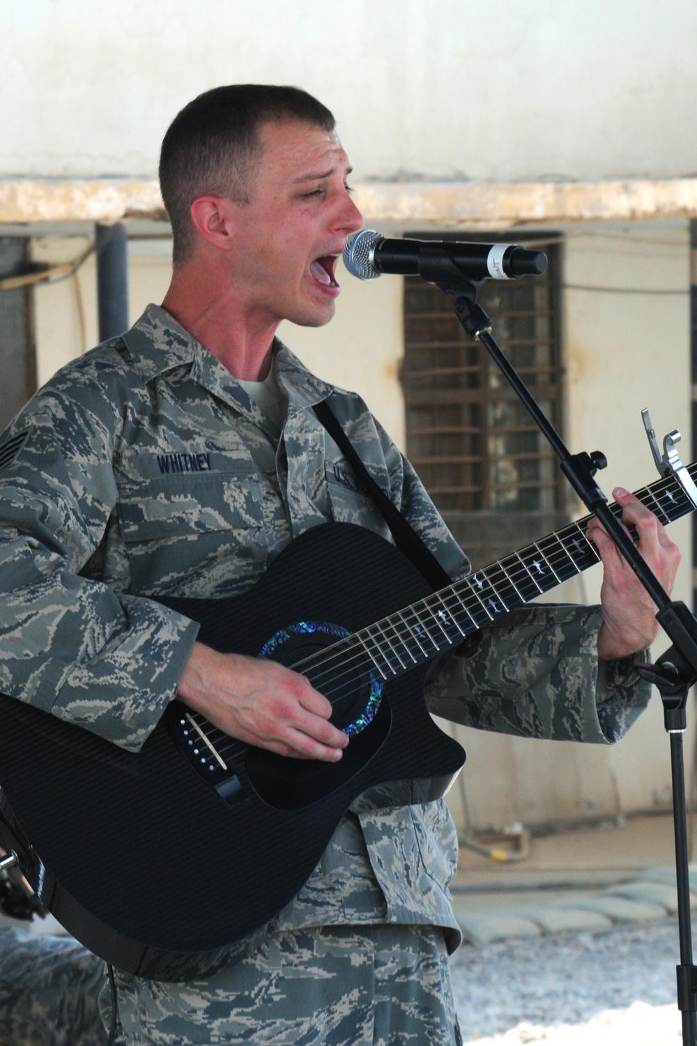 'Falcon' Brings Musical Performances to Kirkuk