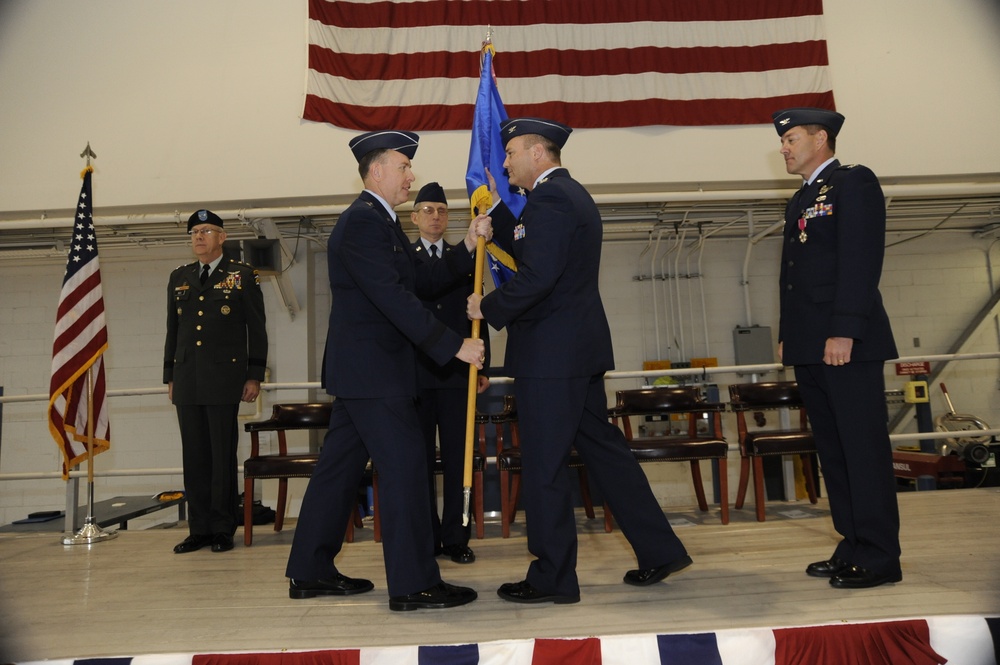 Stencel Assumes Command of Oregon National Guard's 142 Fighter Wing