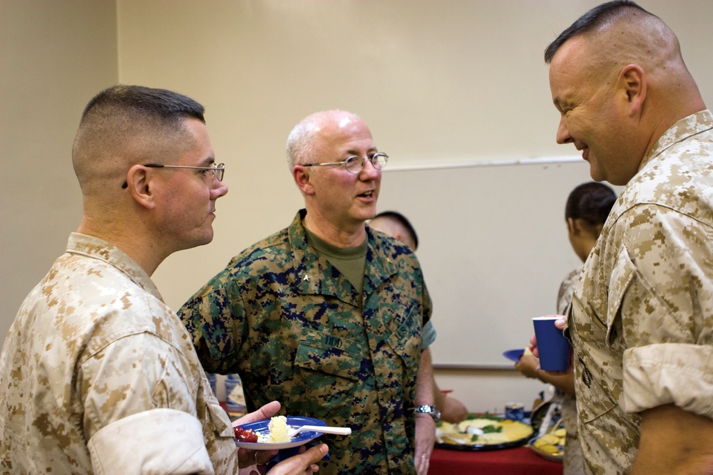 Corps' Top Chaplain Visits Okinawa