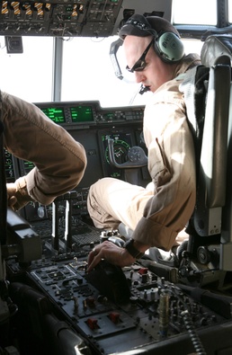 VMGR-252 provides VMFA-112 a full service gas stop