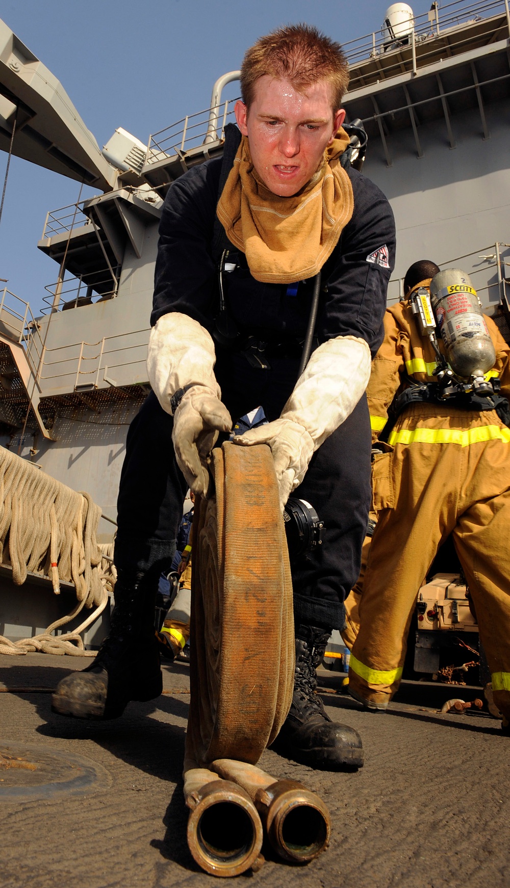 USS Fort McHenry action