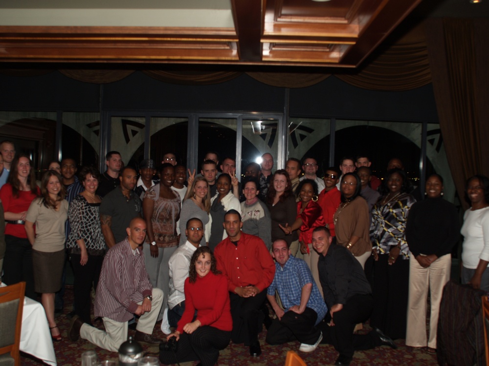 Sustainers Participate in Troop Appreciation Dinner