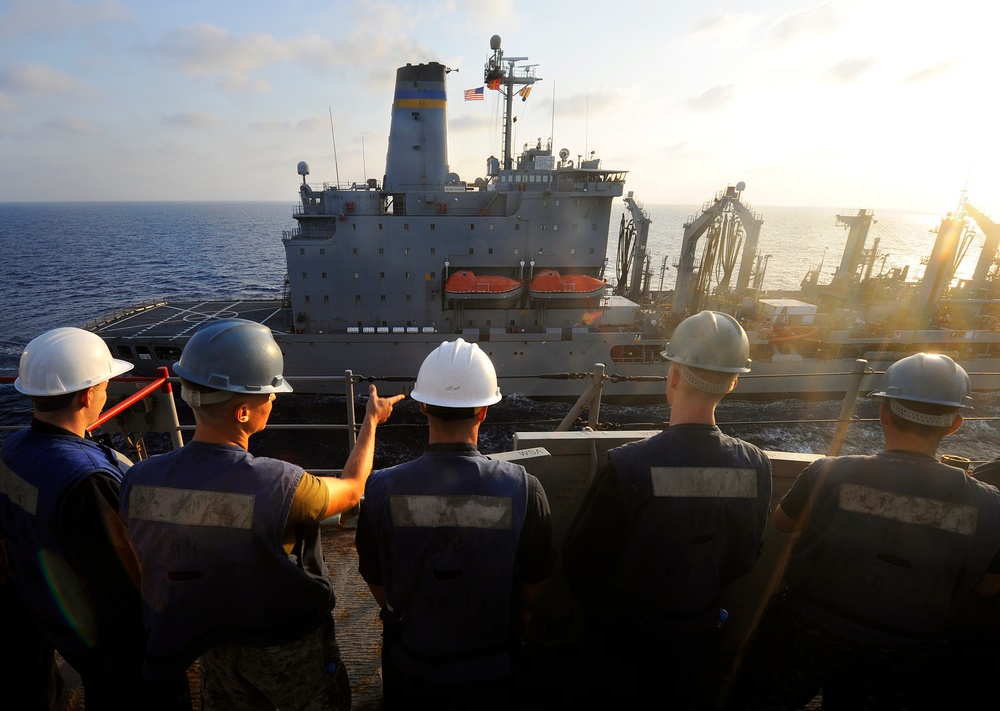 USS Fort McHenry Action