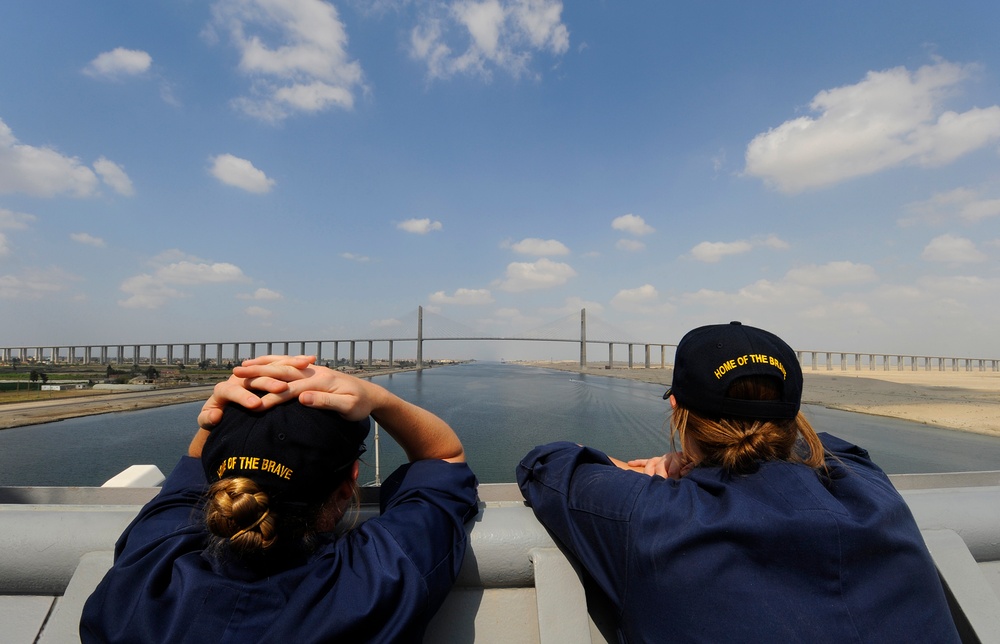 USS Fort McHenry action