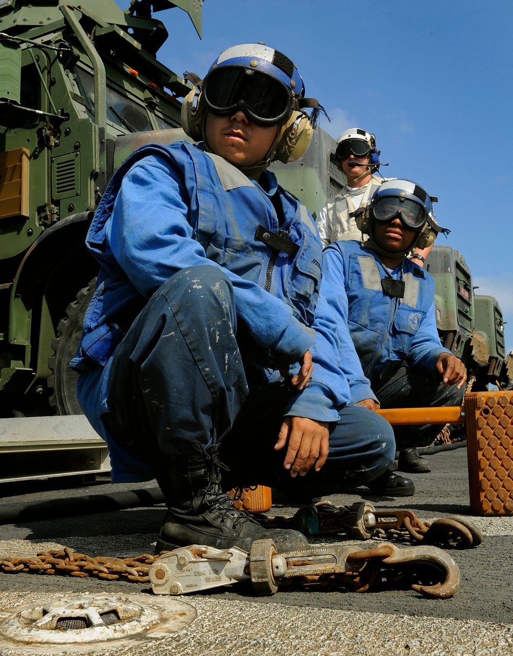 USS Fort McHenry action