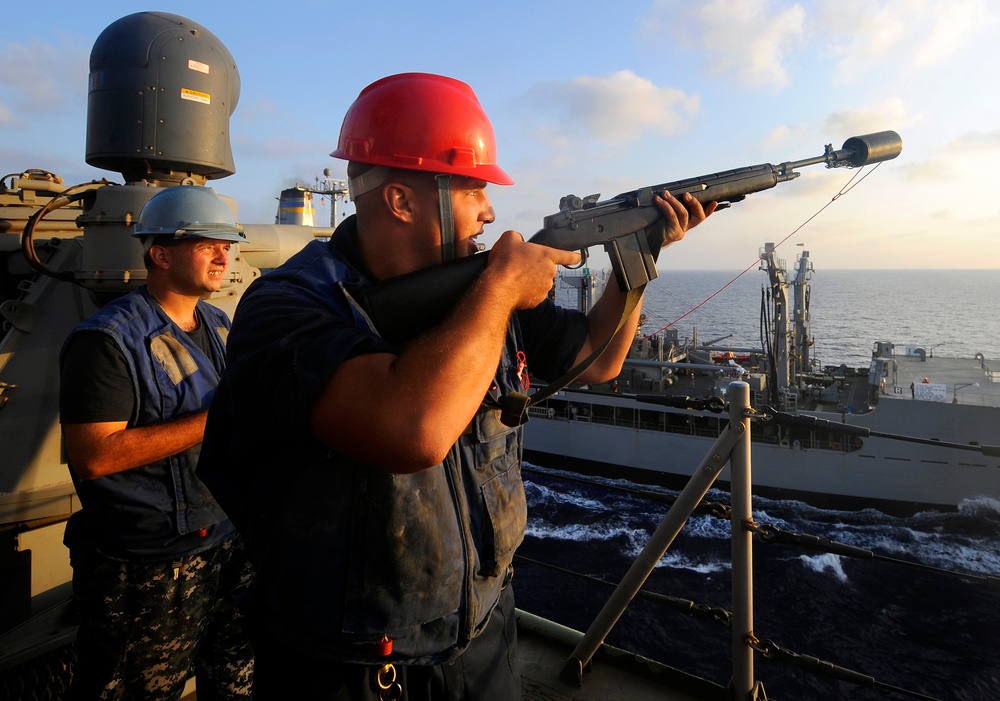 USS Fort McHenry action