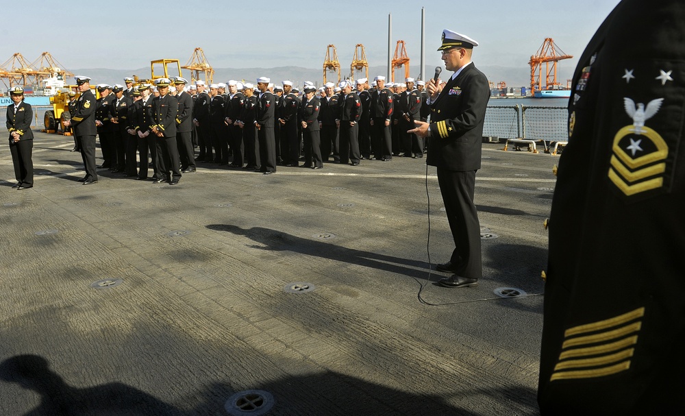 USS Fort McHenry action