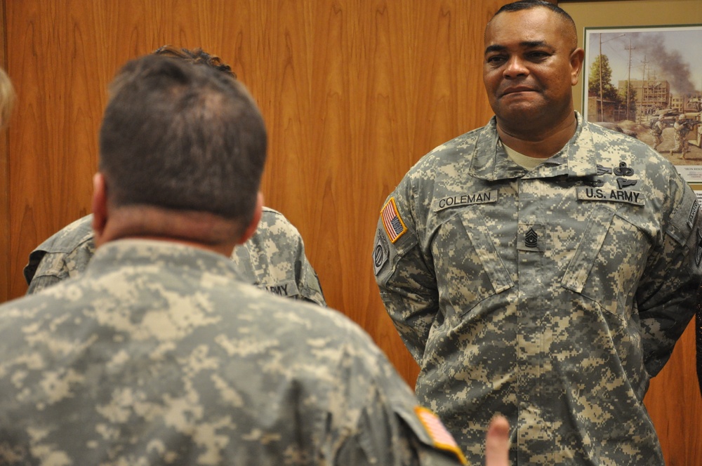 Fort Hood's senior enlisted visits wounded heroes