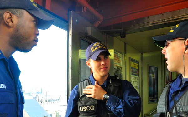 Coast Guard Conducts Ferry Sweeps for Obama Visit to NYC