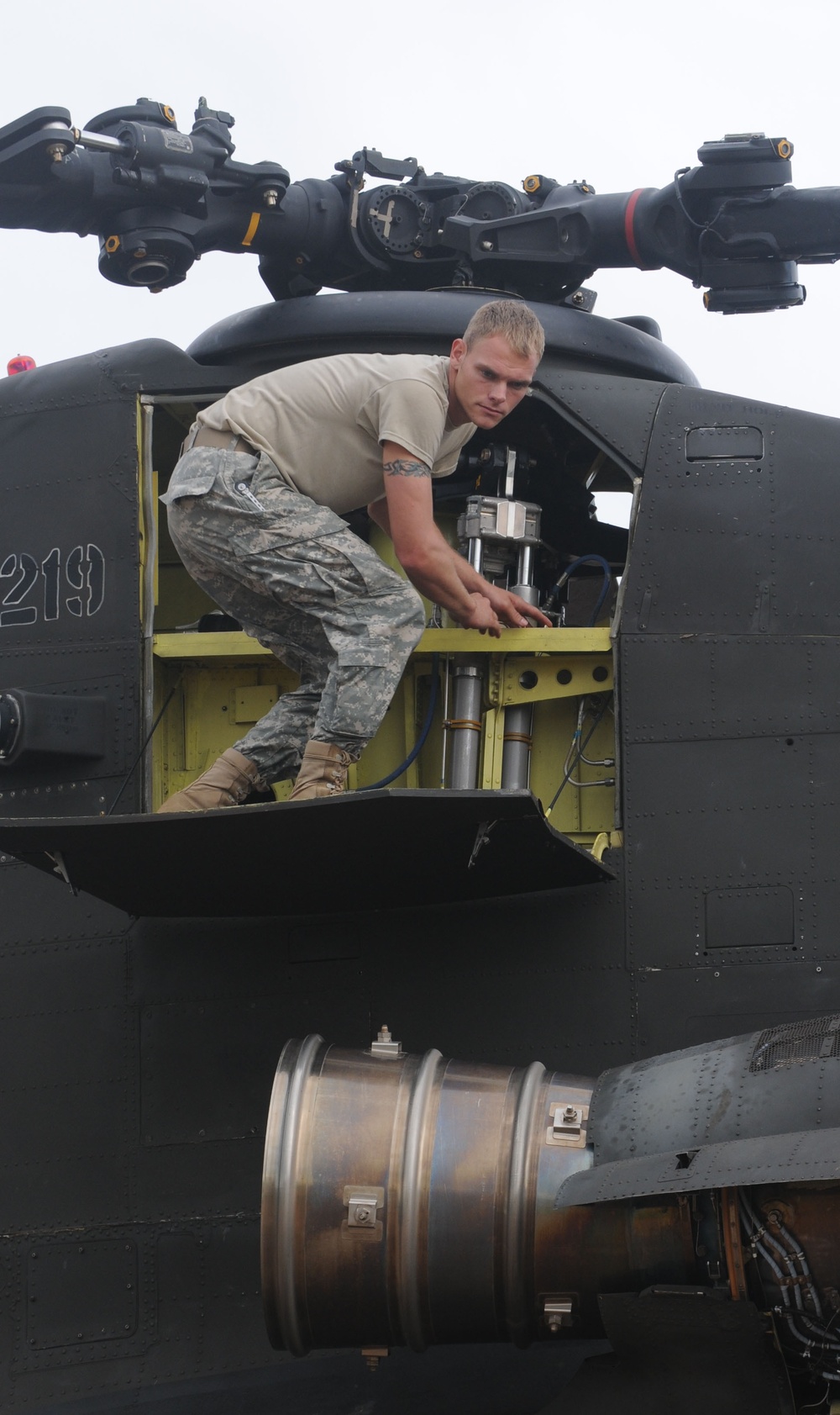 Army Reserve Aviation Keeps U.S. Army Africa Exercise in the Air