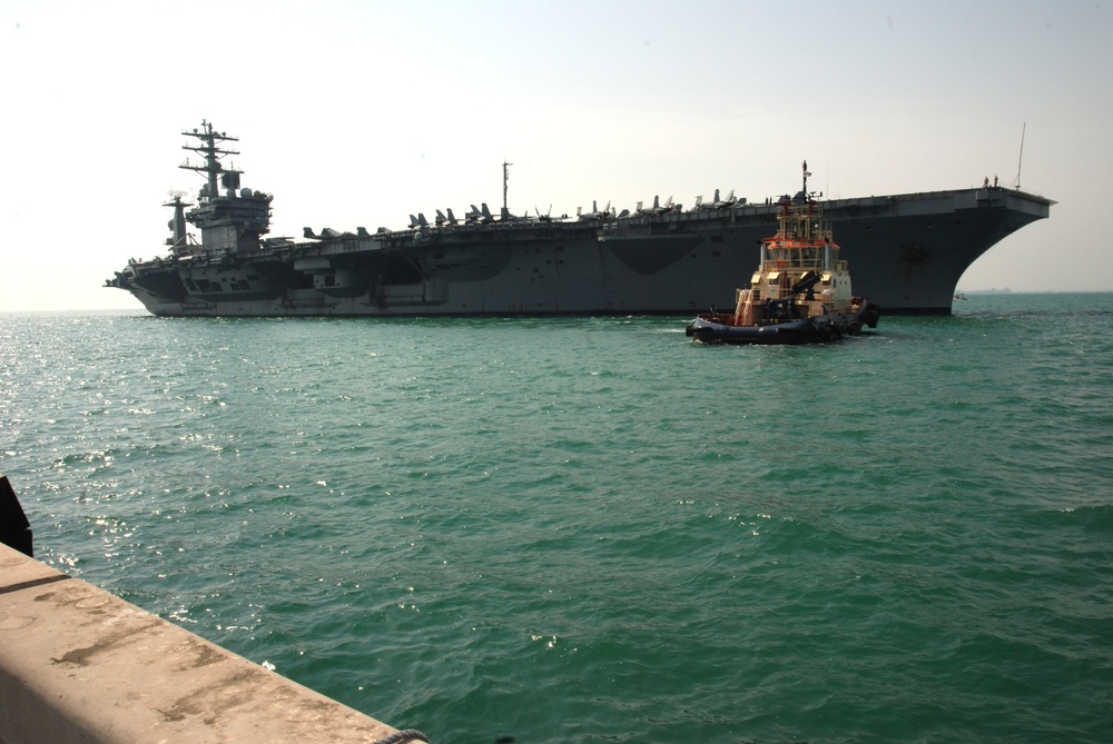 USS Nimitz Makes Port Visit to Bahrain