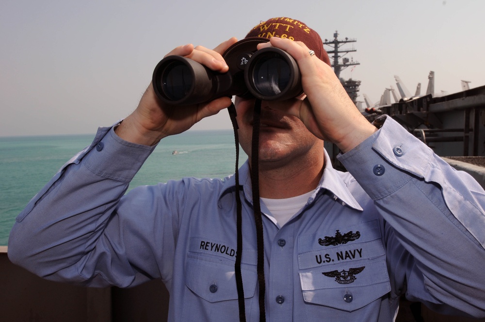 USS Nimitz docks in Bahrain