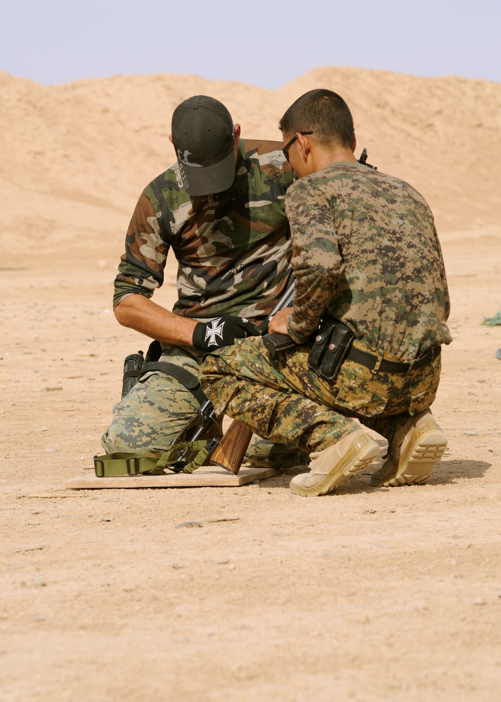 Iraqi SWAT conducts AK-47 education