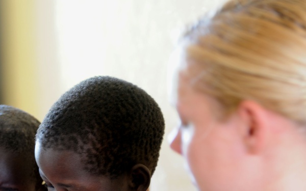 Army Reserve Soldiers Provide Medical Care to Thousands of Ugandans