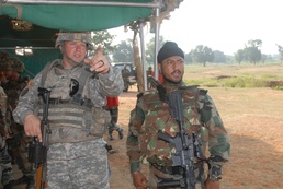 Embedded training strengthens bonds between Indian and U.S. Soldiers at Yudh Abhyas 09