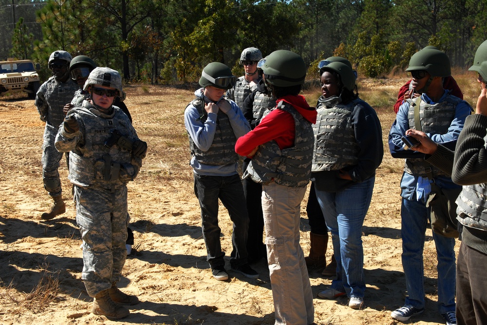 E.E. Smith students have a blast with 18th Fires Brigade (Airborne)