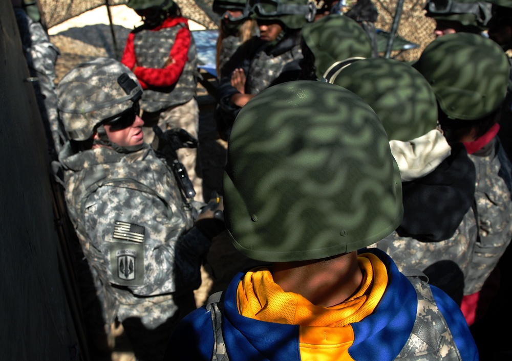 E.E. Smith students have a blast with 18th Fires Brigade (Airborne)