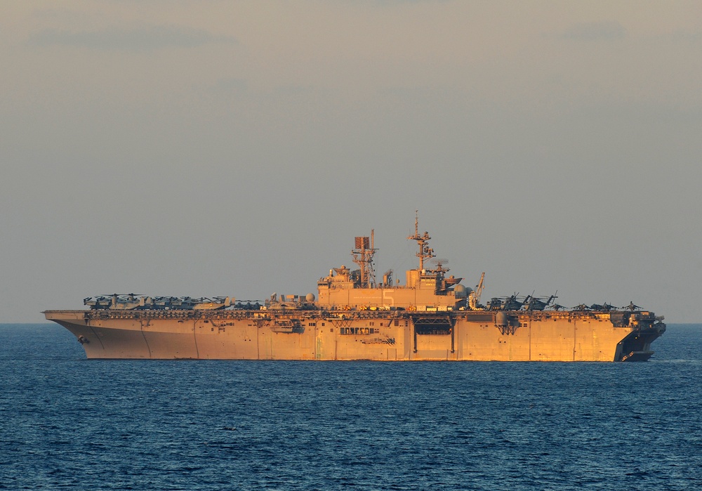 USS Fort McHenry action