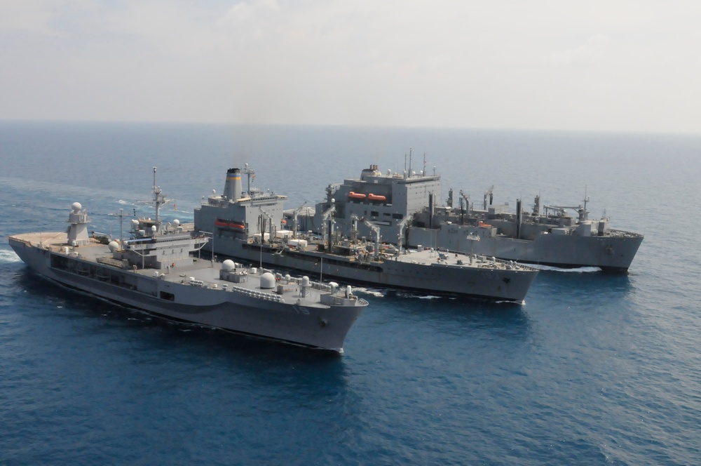DVIDS - Images - USS Blue Ridge [Image 1 of 2]