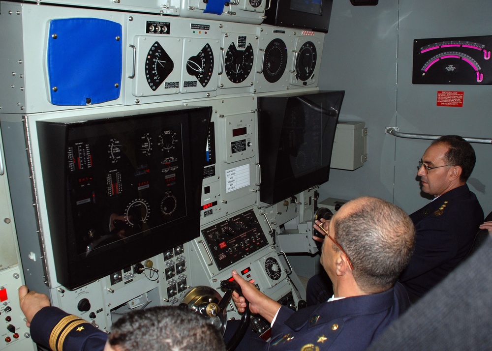 Tour of Submarine School